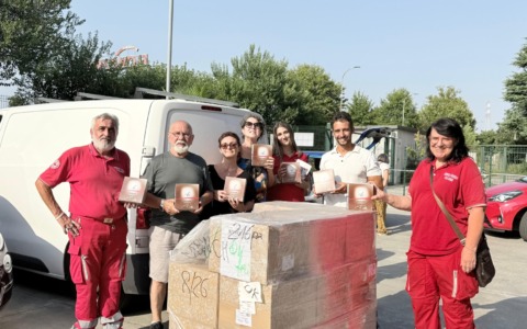 Solidarietà d’impresa a Desio: PM-International sostiene la Posteria Sociale con 6mila barrette