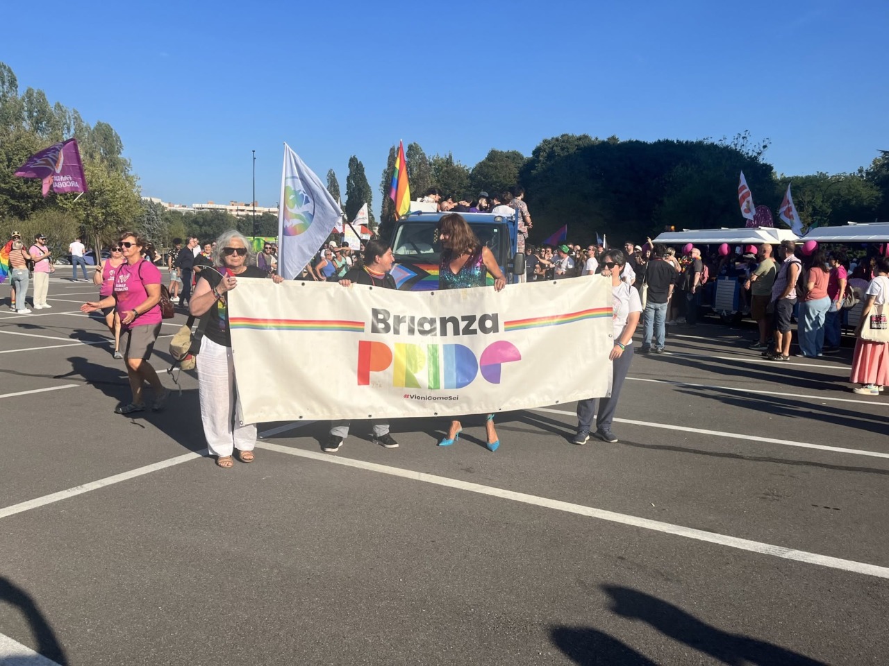 Brianza Pride 2026, il corteo dei record: in 15mila da Cologno Monzese a Brugherio