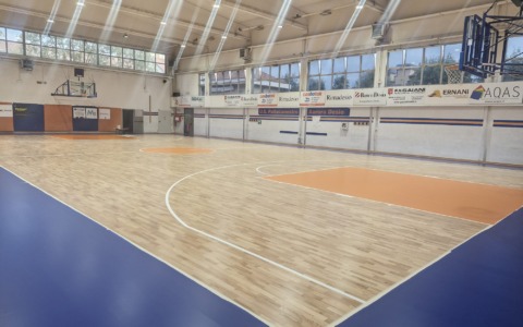 La sinergia tra Comune e Aurora Desio regala un nuovo parquet al palazzetto Aldo Moro