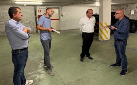 Sosta a pagamento e abbonamenti per il parcheggio Santa Maria