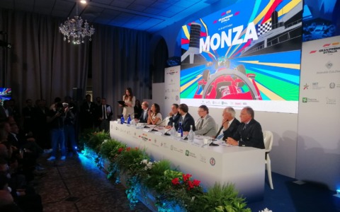 A Monza è già febbre da Formula 1: Antonelli leader e tutto esaurito per il Gp d’Italia