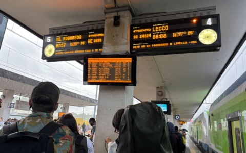 Deragliamento di un treno a Greco Pirelli e maltempo: ancora disagi alla circolazione ferroviaria