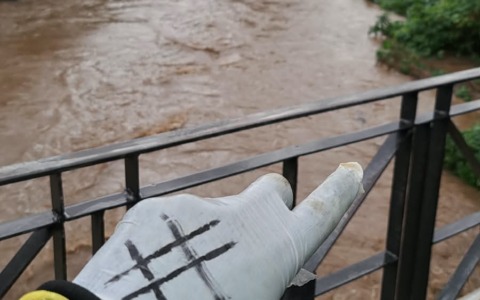 Allerta per i livelli del fiume Lambro, il reportage del runner di Corrocolguanto