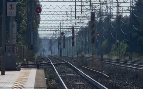 Tragedia tra le stazioni di Monza e Villasanta, persona investita dal treno