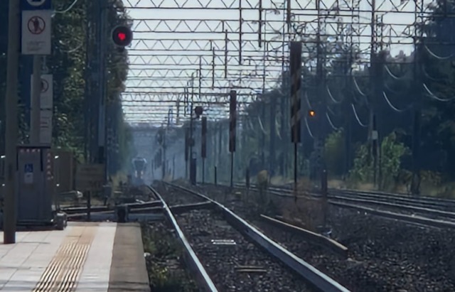 Tragedia tra le stazioni di Monza e Villasanta, persona investita dal treno