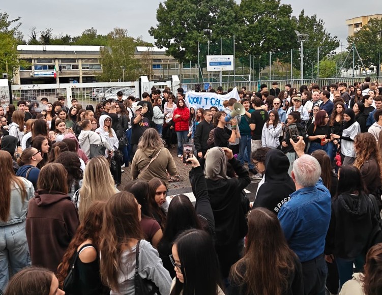 Sciopero all’Istituto King, si mobilita anche la Politica: “Gli studenti meritano attenzione”