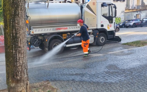 Rifiuti, c’è una novità: arriva il bidone grigio (ma non ovunque)