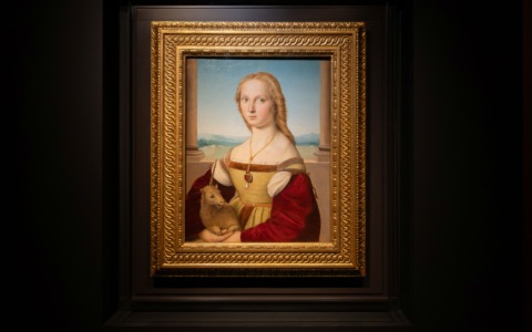Raffaello a Vimercate: La dama col liocorno apre l’autunno dell’arte in Brianza