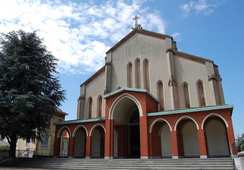 La Parrocchia dei Santi Giacomo e Donato si veste a festa per celebrare il suo centenario