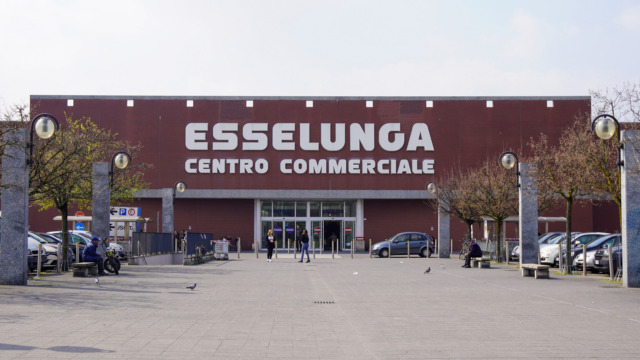 Al Centro Commerciale Esselunga di Lissone un percorso tattile per non vedenti e ipovedenti
