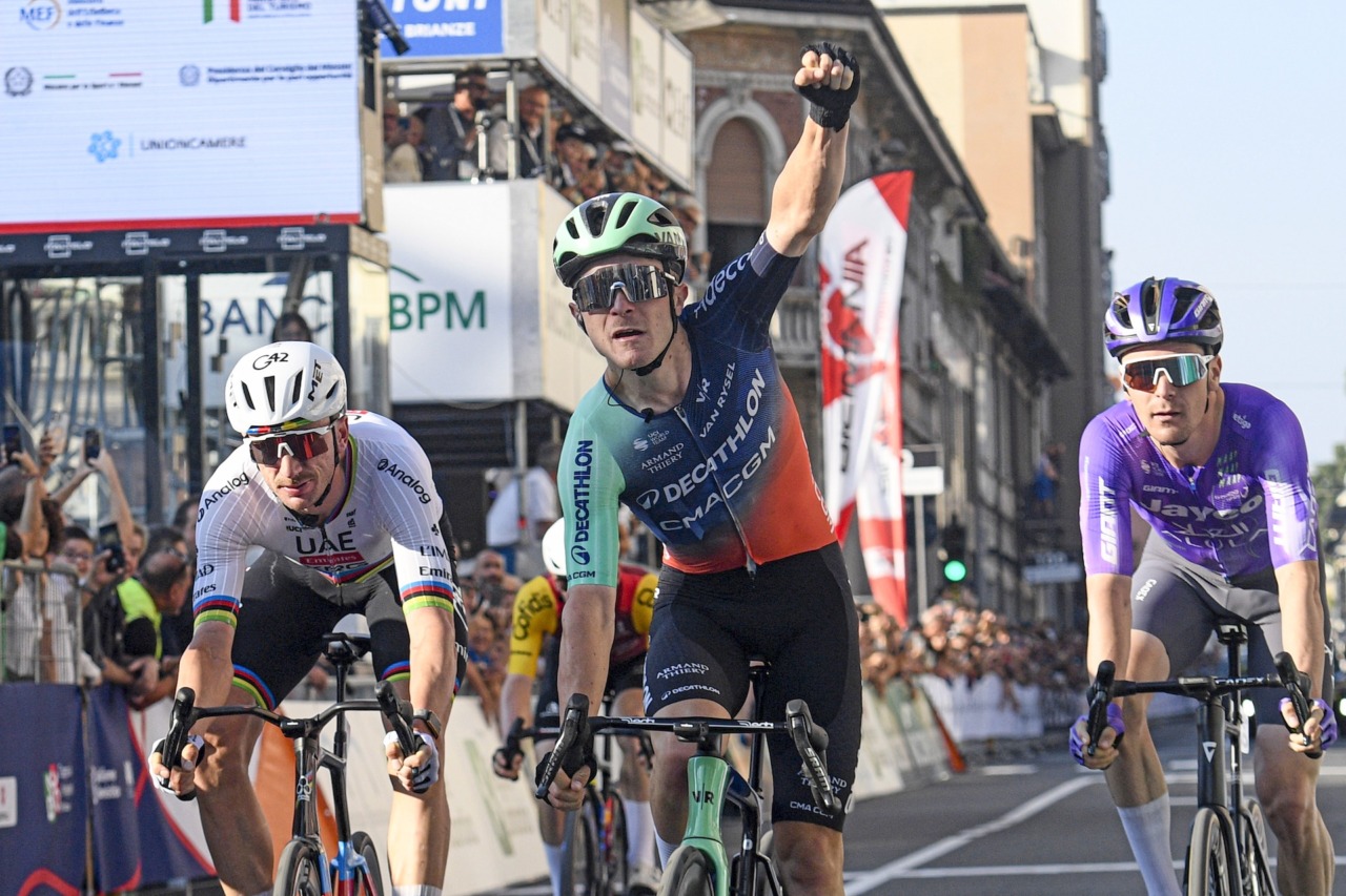 Lapeira beffa McNulty in volata, è sua la Coppa Agostoni 2026