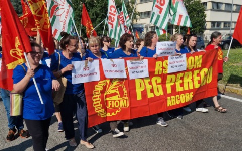 Incontro al Mimit sulla crisi Peg, sindacati sul piede di guerra: “Non c’era nessun componente della famiglia Perego”