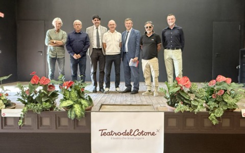 Si rialza il sipario al teatrino di Cederna: nasce il “Teatro del Cotone”