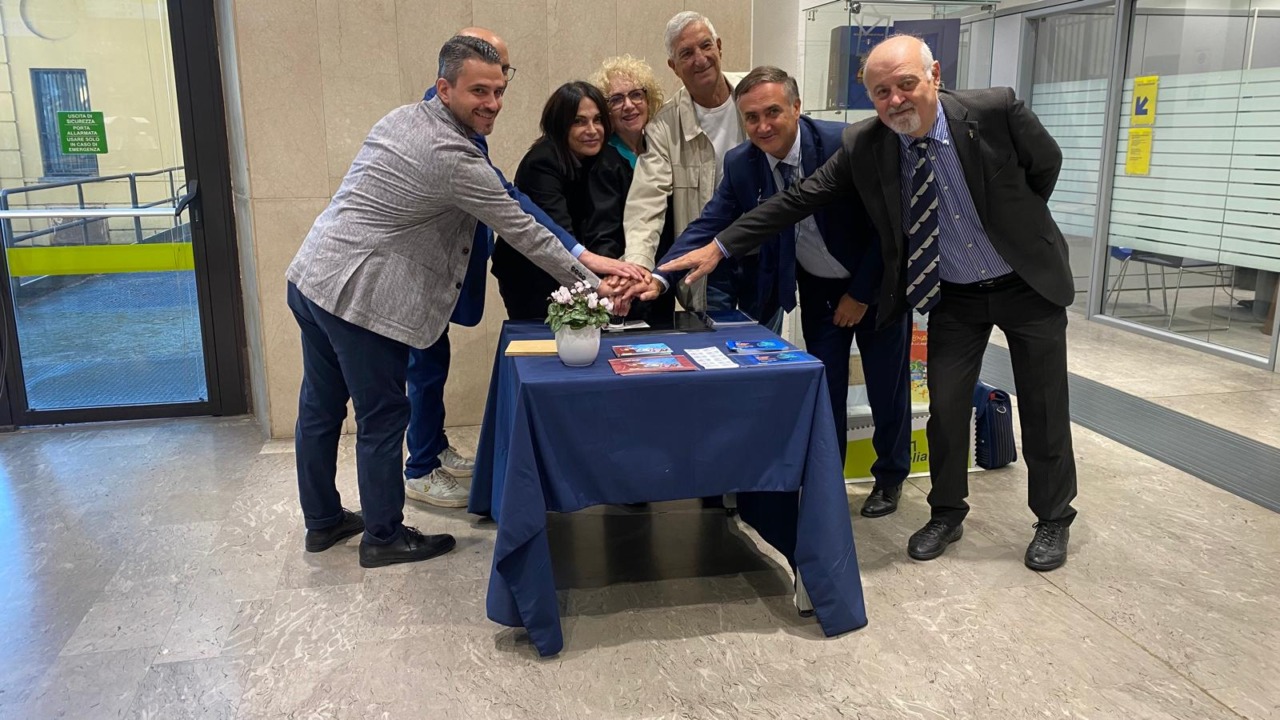 Tra storia e filatelia, l’ufficio di Monza Centro celebra la Giornata Mondiale della Posta