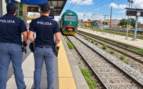 Controlli in stazione: droga sequestrata e ottanta persone identificate
