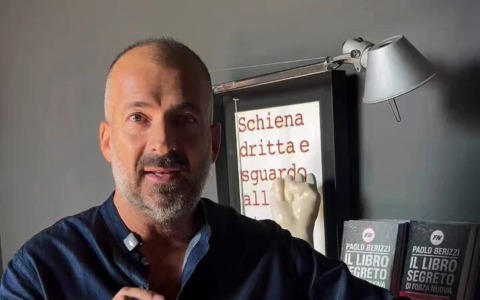 Forza Nuova, il libro-inchiesta che fa discutere: Paolo Berizzi presenta a Carate Brianza il suo nuovo volume